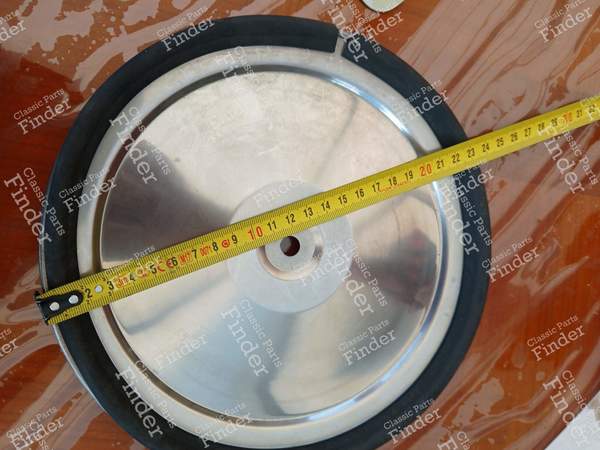 4 Verchromte Radzierblenden, Renault 8 , Renault 10 - RENAULT 8 / 10 (R8 / R10) - 2