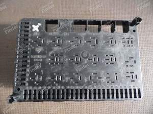 PLATINE TÜR FUSIBLES UND RELAIS - 944 Phase 2 - PORSCHE 944