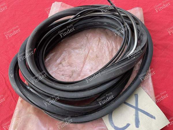 Neue Windschutzscheibendichtung Original - CITROËN CX - 3