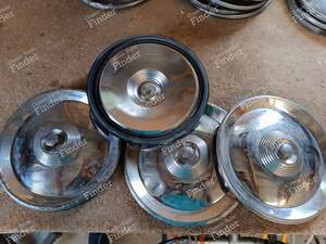 Lot de 4 enjoliveurs - PEUGEOT 204 - thumb-4