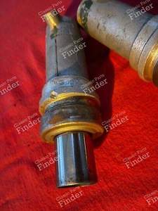Paire de cylindres de suspension avant LHM hydraulique - CITROËN SM - thumb-1