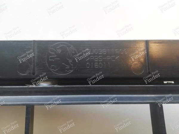 Lower bumper grille - Phase 2 - PEUGEOT 406 Coupé - 7414.FJ - ZU03811400- 9