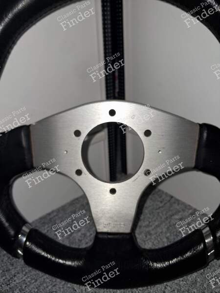 MOMO-Lenkrad - VOLKSWAGEN (VW) Golf I / Rabbit / Caddy / Jetta - KBA70142- 2