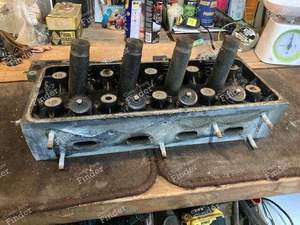 R18 cylinder head - Fuego Turbo - RENAULT 18 (R18)