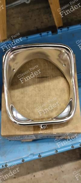 Umrandung des Frontscheinwerfers - CHEVROLET Chevelle / Malibu / El Camino - 3942116- 0