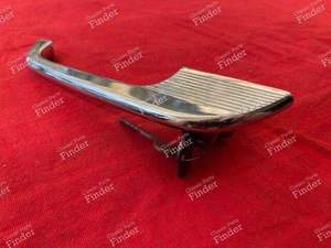 Türgriff der Fahrertür mit Zylinder und Schlüsseln - BMW 1502 / 1602 / 1802 / 2002 / Touring (02-Serie) - thumb-1