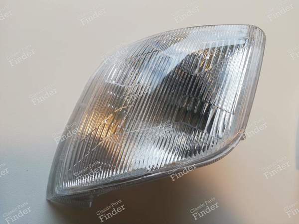 Feu de position avant gauche - PEUGEOT 605 - Equiv. 60916410G / 084280 (L)- 1