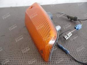 CLIGNOTANT DROIT 63131365378 BMW E21 - BMW 3 (E21) - 63 13 1 365 378- thumb-3