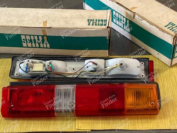 Linke und rechte Rücklichter - Phase 2 - RENAULT 15 / 17 (R15 - R17) - 21330 / 7701020334- 1