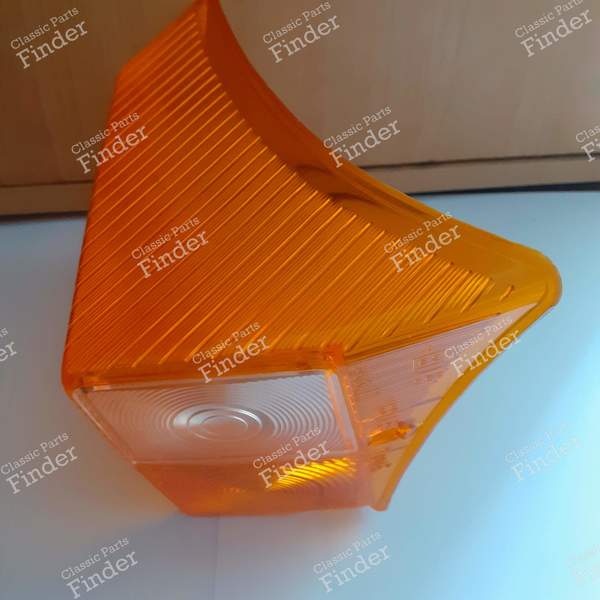 Right front blinker cap - BERLIET GLC - GLR - GLM - 3204046- 1