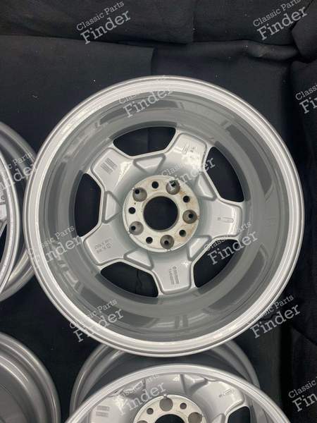 Original AMG Felgen Mercedes W202 7Jx15 ET37 2024010902 - MERCEDES BENZ 190 (W201) - 2024010902- 7
