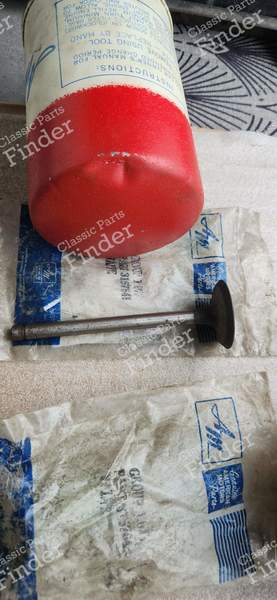 Satz von 2 Ventilen + Ölfilter - RAMBLER-RENAULT Classic - 3157641 / 8990508- 4