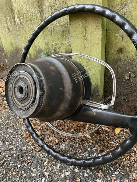 Steering wheel - MERCEDES BENZ W108 / W109 - 9