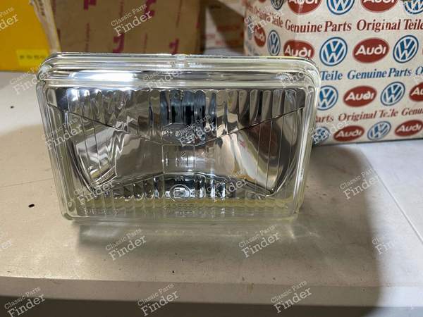 Nagelneuer Originalscheinwerfer - AUDI Coupé GT/Quattro (B2) - 857941653 / 1FB00317732- 0