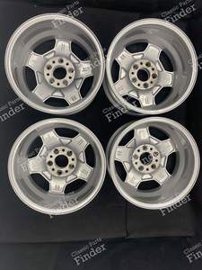 Original AMG Felgen Mercedes W202 7Jx15 ET37 2024010902 - MERCEDES BENZ 190 (W201) - 2024010902- thumb-6