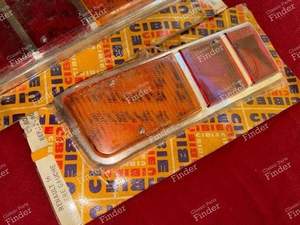 Pair of taillight caps - Phase 2 - RENAULT 16 (R16) - 8076D- thumb-1
