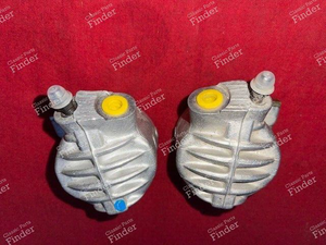 Paar Bremssättel vorne - RENAULT 4 / 3 / F (R4) - thumb-1