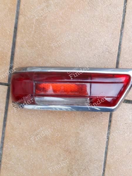 Feux arrière rouge/rouge - MERCEDES BENZ SL (W113) (Pagode) - A1138201664 - 1138201664 (R) / A1138201564 - 1138201564- 1