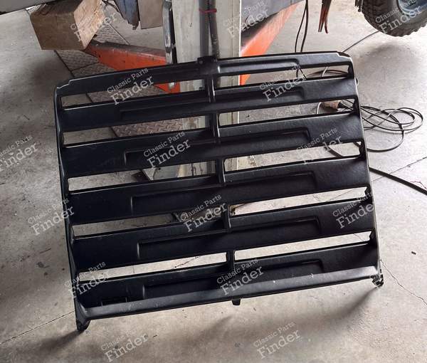 'Jalousie' der Heckscheibe - PEUGEOT 205 - 2