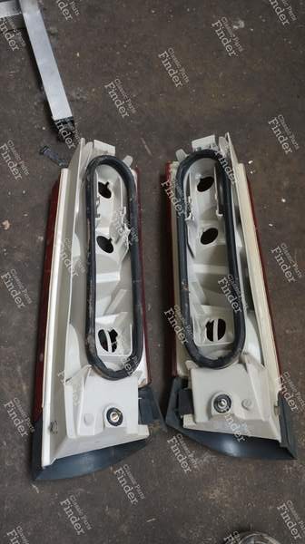 Pair of left and right rear lights - RENAULT 5 (Supercinq) / Express / Rapid (R5) - 1221803 (D) / 1221803 (G)- 1