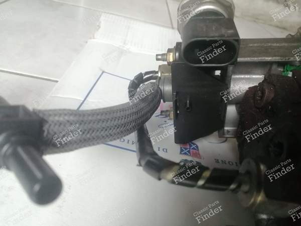 Einspritzpumpe Motor 2.7 HDI - PEUGEOT 407 Coupé - A2C20003757 / 4S7Q-9B395- 3