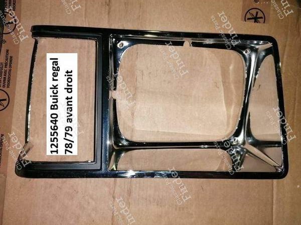 Pourtour chromé avant droit de phare - BUICK Regal - 1255640