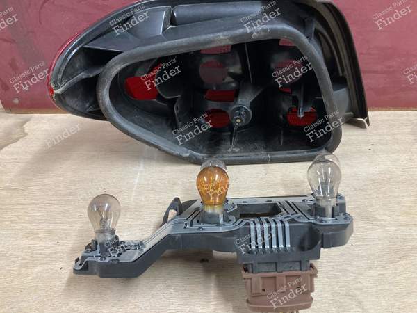 Rücklicht rechts Phase 1 - CITROËN Xsara - 2534 (D)- 2
