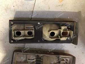 Feu arrière gauche Phase 1 - FORD Escort / Orion (MK3 & 4) - 81AG13A603AA / 81AG13N004AA- thumb-1