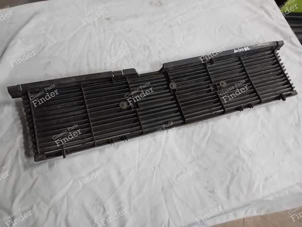 Kühlergrill - AUDI 80 / 4000 / 5+5 (B2) - 811853655- 2