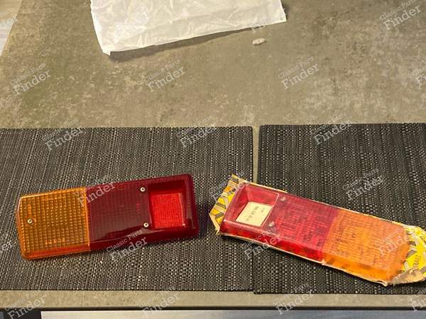 Taillight caps Renault 12 1st series or A310 - RENAULT 12 / Virage (R12) - 609DP / 7701013048 (D) / 7701013047 (G)- 1