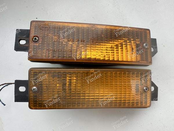 Paire de clignotants - BMW 3 (E30) - 1372 (R) / 503.02 - 63131380967 (L)- 0