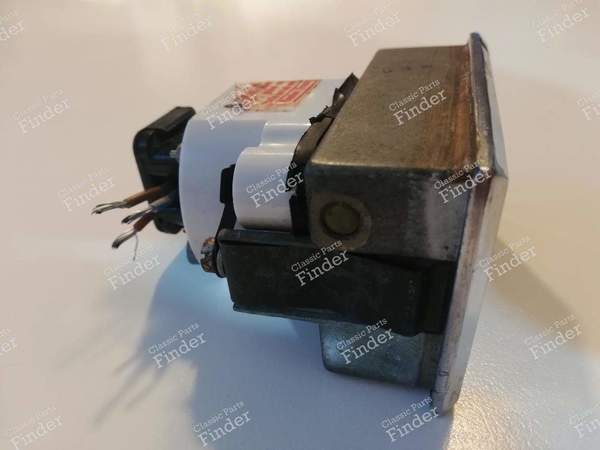 On-board clock - MERCEDES BENZ W110 - 1115420011- 5