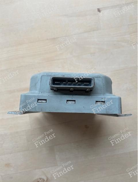 Ignition module for the PRV V6 engine - PEUGEOT 604 - 0 227 100 019- 3