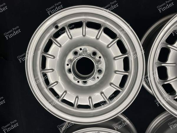 Original Baroque wheels 'Fuschsfelgen' 6Jx14 ET30 - MERCEDES BENZ S (W126) - 1264001902- 4