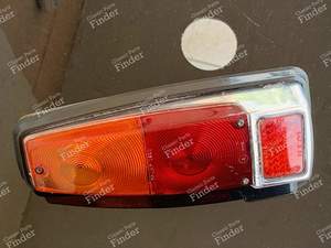 Left rear light R8 or Alpine A110 - RENAULT 8 / 10 (R8 / R10) - 3690- thumb-1