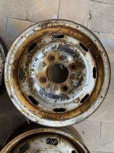 Original set of 5 pieces. Steel wheels for VW Super Beetle (produced after 1968) - VOLKSWAGEN (VW) Käfer / Beetle / Coccinelle / Escarabajo - thumb-2