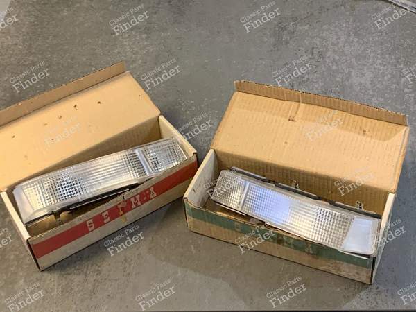 2 Flashers / Nightlights - CITROËN Ami 8 / Super - 431- 0
