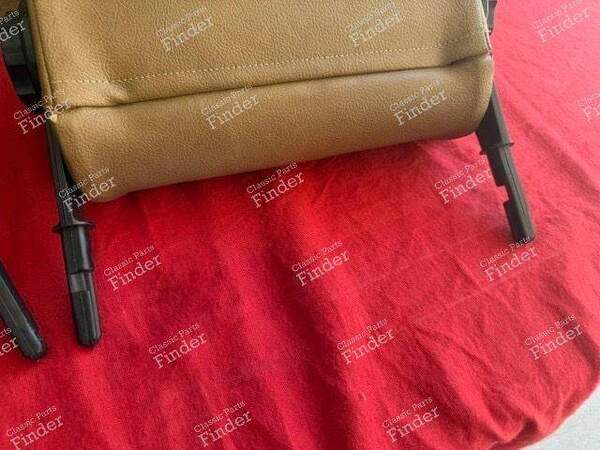 Paire d'appuie tête originaux - RENAULT 16 (R16) - 01554829- 8
