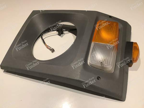 Feux clignotants / position + entourage de phare - PEUGEOT J9 - 7930526618- 0