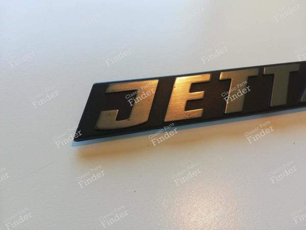 Sigle de coffre modèle 'C' - VOLKSWAGEN (VW) Golf I / Rabbit / Caddy / Jetta - 161853687Q- 1