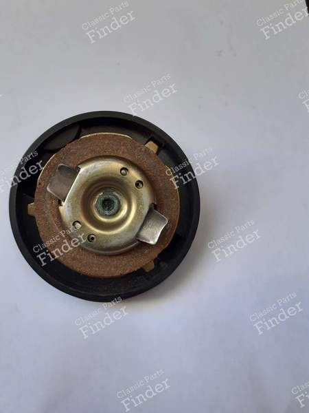 Bouchon de reservoir d'essence - RENAULT 5 / 7 (R5 / Siete) - 1