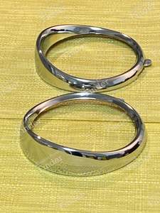 Cap-shaped headlight surrounds for Renault 4CV - RENAULT 4 CV - thumb-3