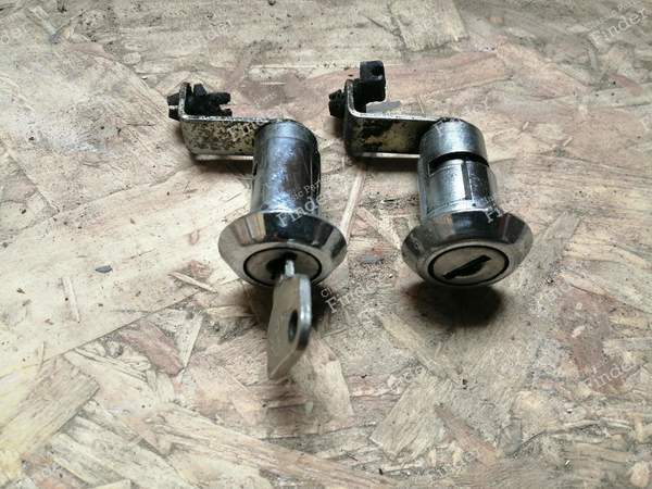 Pair of door locks - CITROËN CX - 0