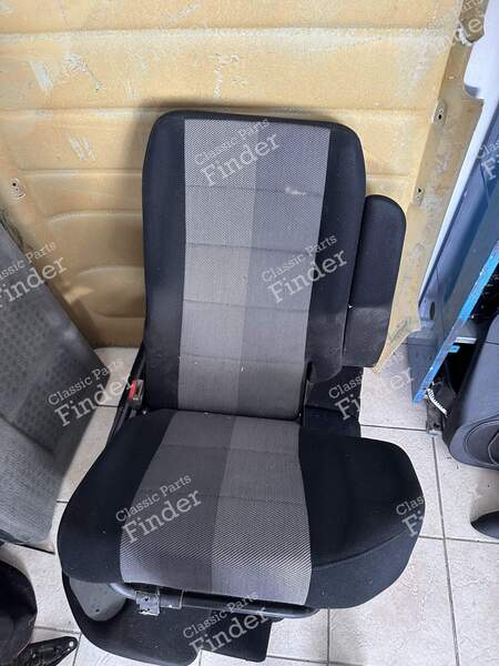 Classic-style rear bench seat - LAND ROVER Range Rover - 2