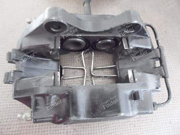 PORSCHE 944S2 & 968 FRONT BRAKE CALIPERS - PORSCHE 944 - Brembo 20469101 et 20469200- 9