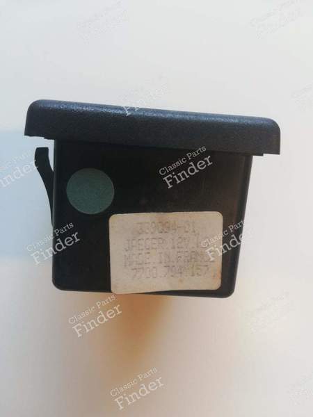 Horloge numérique - RENAULT 21 (R21) - 7700794157 / 339094- 6