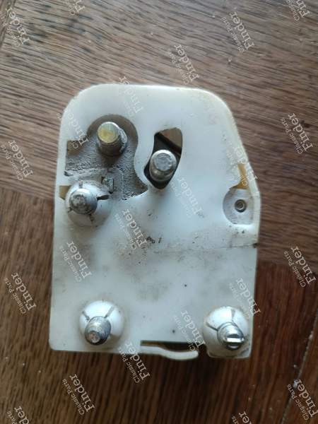 Door strike for Peugeot 104 - PEUGEOT 104 / 104 Z - 3