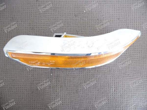 CLIGNOTANT AVANT DROIT 63138454103 BMW SERIE 02 / E10 - BMW 1502 / 1602 / 1802 / 2002 / Touring (02-Serie) - 63138454103- 3