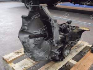 BOITE DE VITESSE "QK" PORSCHE 944 & 924S - PORSCHE 944 - 016300045C- thumb-3