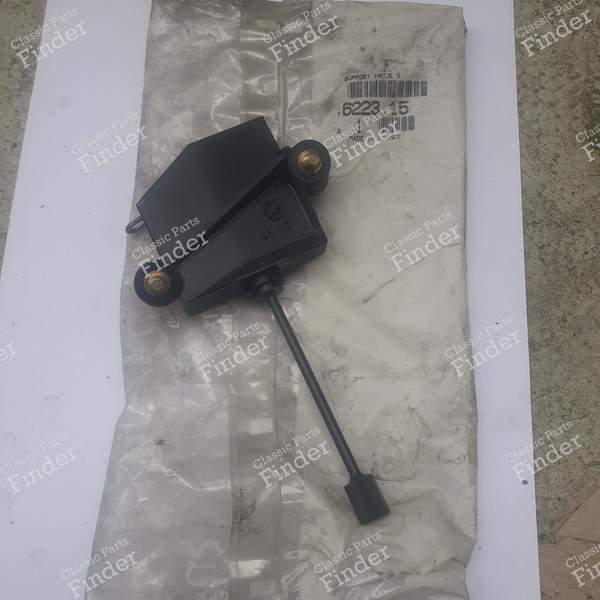 Support de réglage de phare - PEUGEOT 205 - 622315- 0